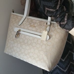 New! Coach Fabric Taylor Totes